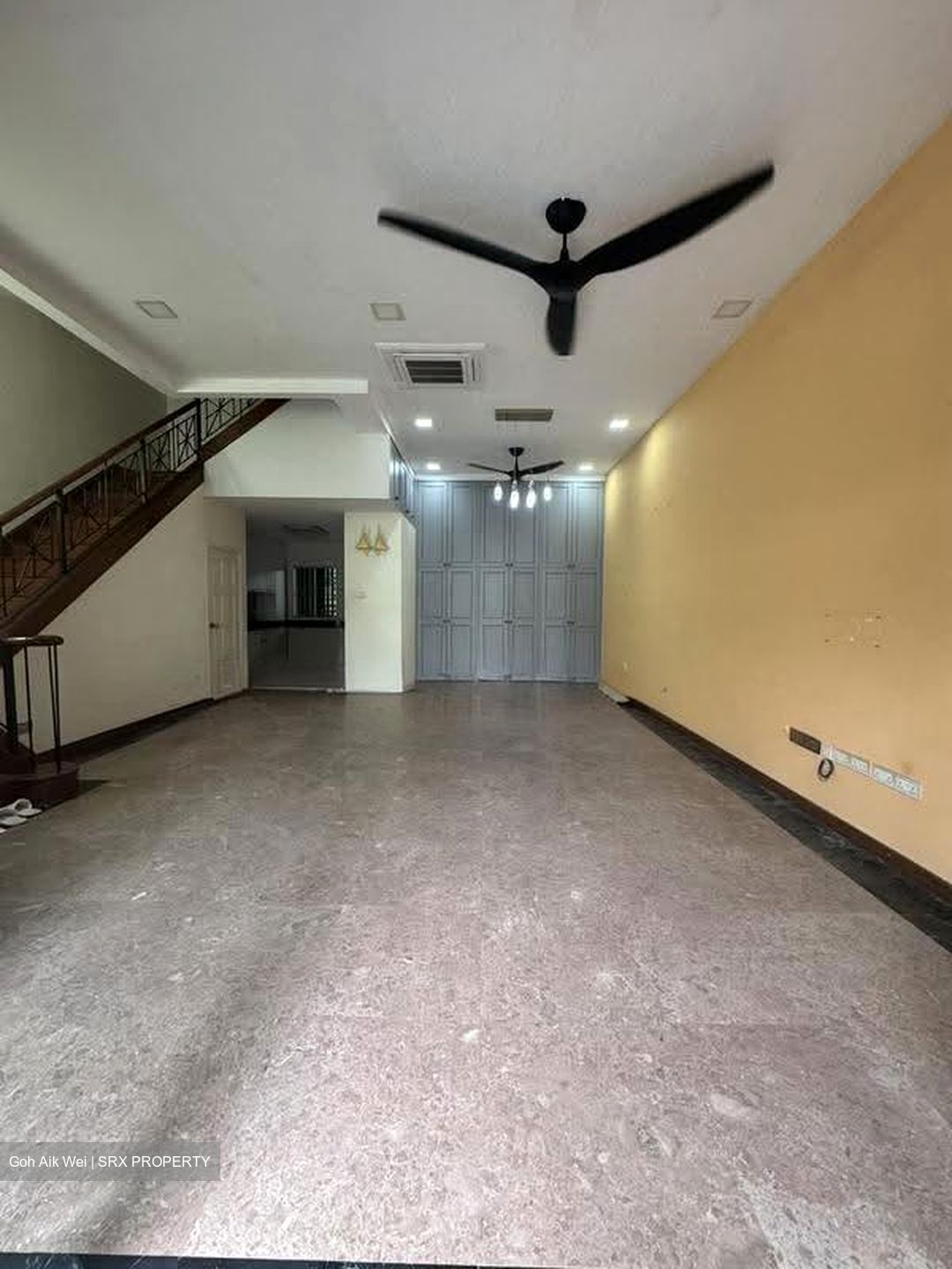 Eng Kong Garden (D21), Terrace #621492021